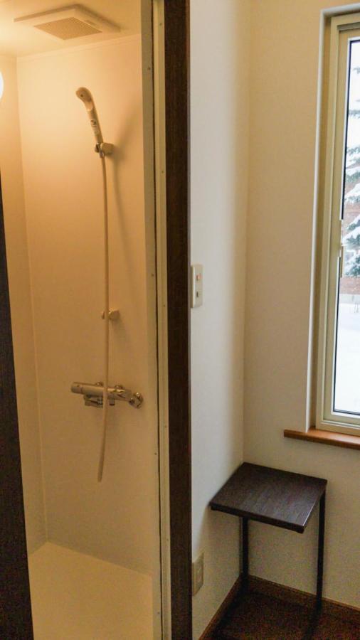 Chalet Banff - 6 Bedroom 6 Bathroom Ski Lodge Niseko Esterno foto